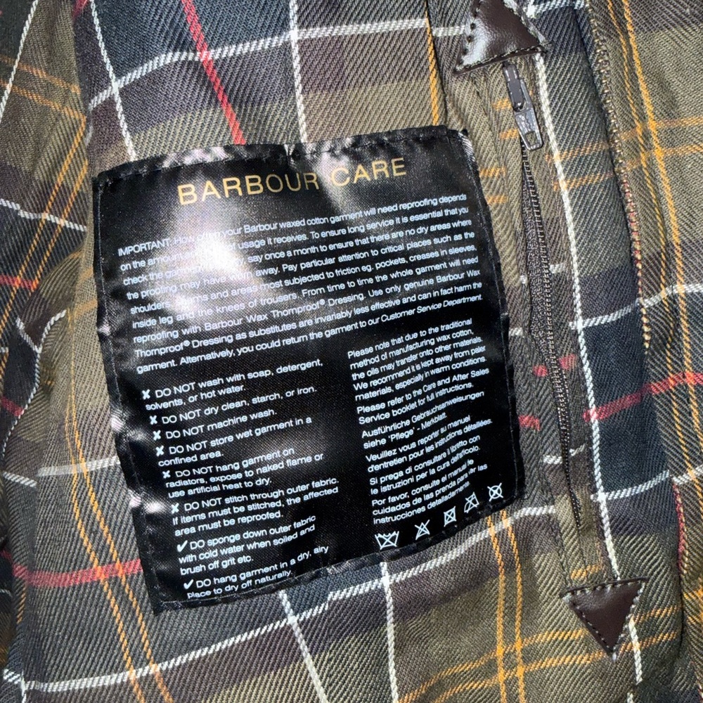 Barbour Green Waxed Jacket - Picture 3 of 4